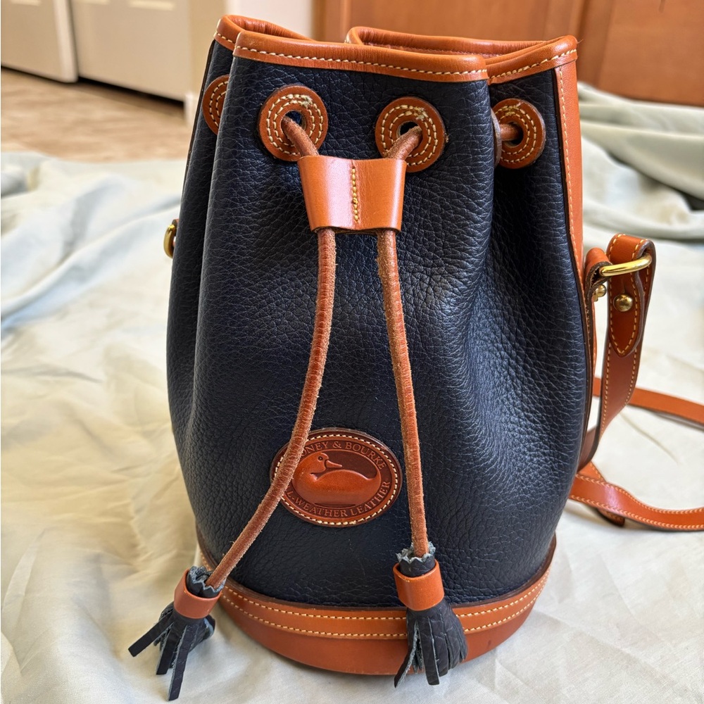 Vintage made in USA Dooney & Bourke Black Tan Leather Drawstring Bucket Bag